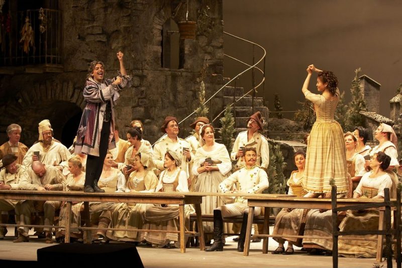Staatsoper Hamburg: L’elisir d’amore – Gaetano Donizetti 02 – 09 giugno 2024